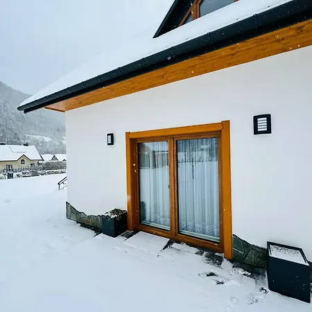 Przy Lubaniu Chalet *